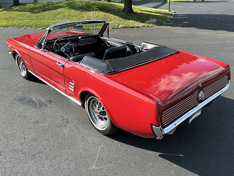/1965-mustang-convertible-red-289