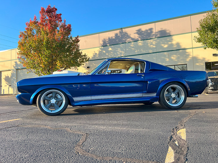 /1965-mustang-fastback-pro-touring-blue