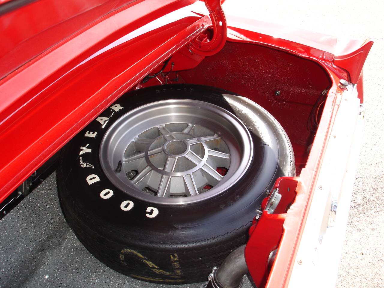 /1968-mustang-shelby-gt500-dark-red