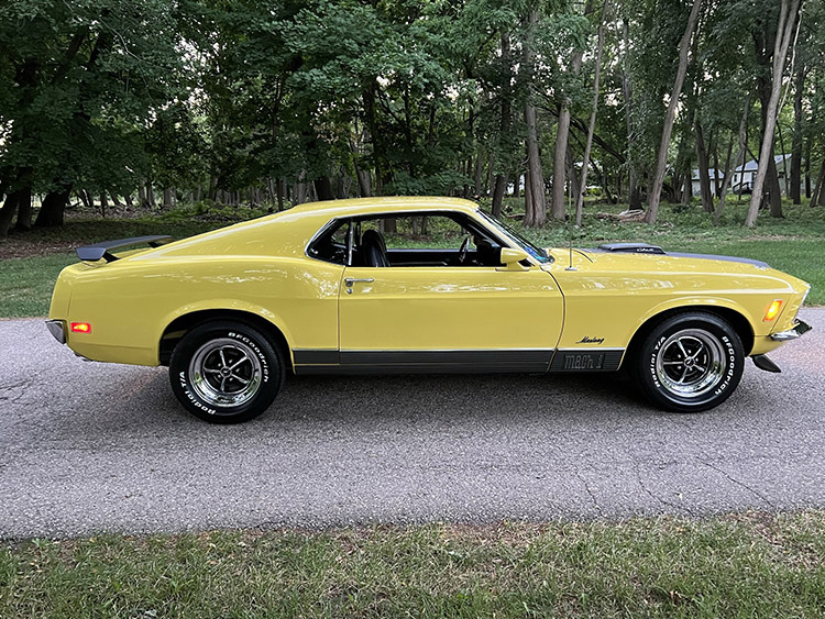 /1970-ford-mustang-yellow-mach-1-scj