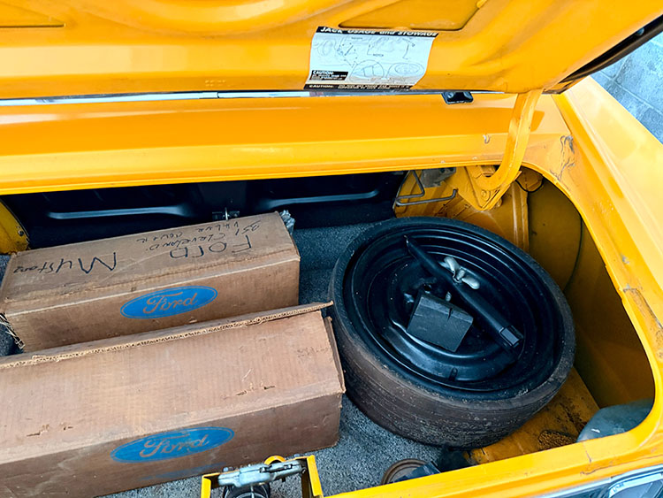 /1970-mustang-mach1-grabber-orange