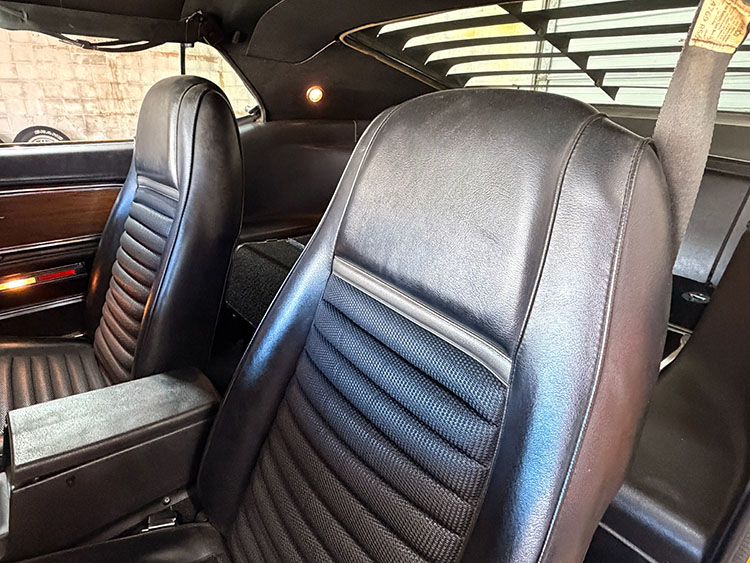 /1970-mustang-mach1-grabber-orange