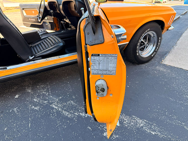 /1970-mustang-mach1-grabber-orange
