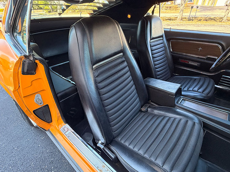 /1970-mustang-mach1-grabber-orange