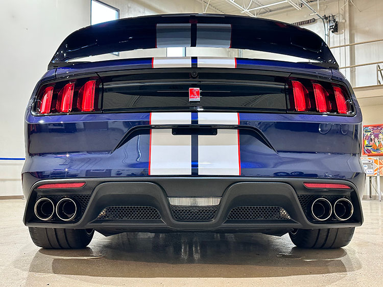 /2018-mustang-shelby-gt-350r